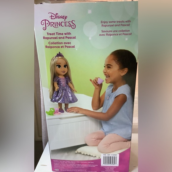 Disney Princess Treat Time With Rapunzel and Pascal-NIB - Picture 2 of 4